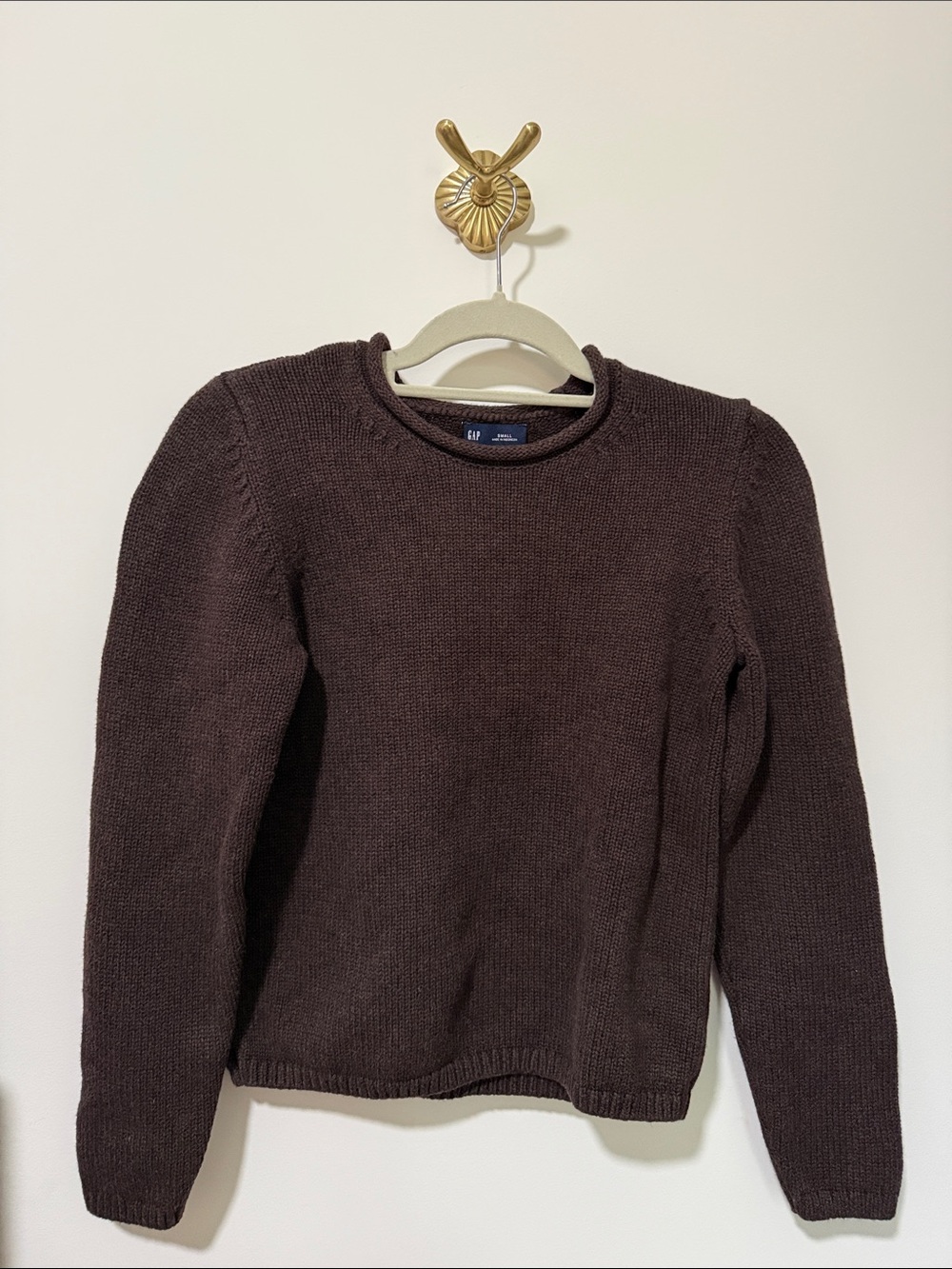GAP Women's Crewneck Sweater in Chocolate Brown